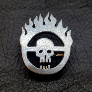 Screamer (Mad-Max, Fury Road, Immortan Joe insignia button)