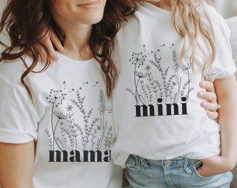 Mama Mini Matching T-Shirts: Floral Mother Daughter Outfits