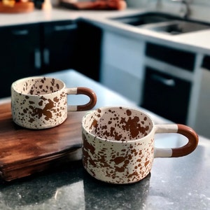 Tazza in ceramica fatta a mano unica, tazza da caffè in ceramica minimalista per l'arredamento della casa e della cucina, tazza da tè nordica per regalo da ufficio immagine 7