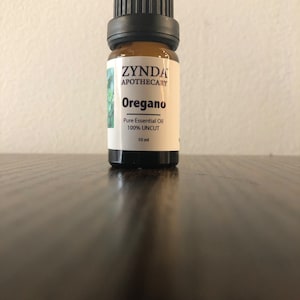 Oreganoöl rein und natürlich, 100% ungeschnittenes reines ätherisches Öl - 10ml
