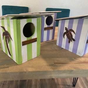 BEACH HOUSE BIRDHOUSE