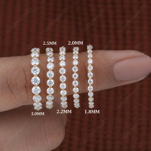 Half Eternity Single Prong Diamond Wedding Band, 1.8MM to 3.0MM Floating Diamond Ring, 14K Lab Diamond Band, Shared Prong Ring, Bubble Ring