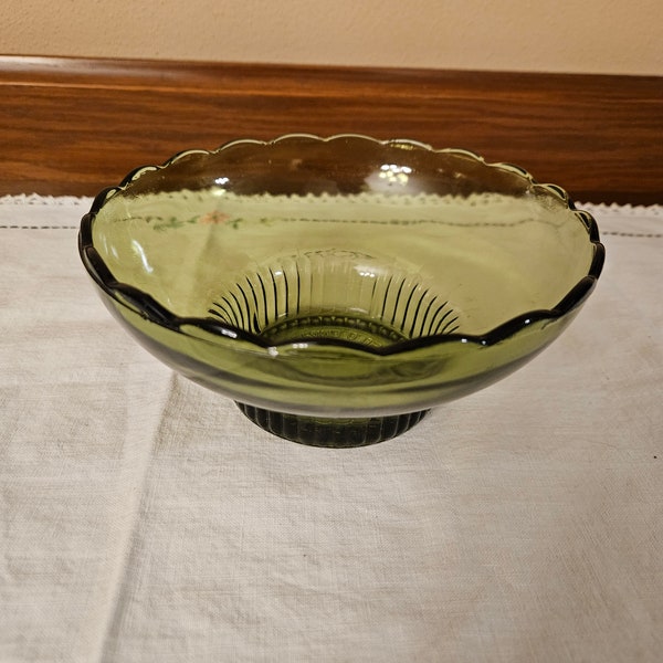 Vintage E.O. Brody Co Green Dish Made in Cleveland, OH USA M2000 - Candy Bowl - Nut Bowl - Chip Bowl  No Chips or Cracks.