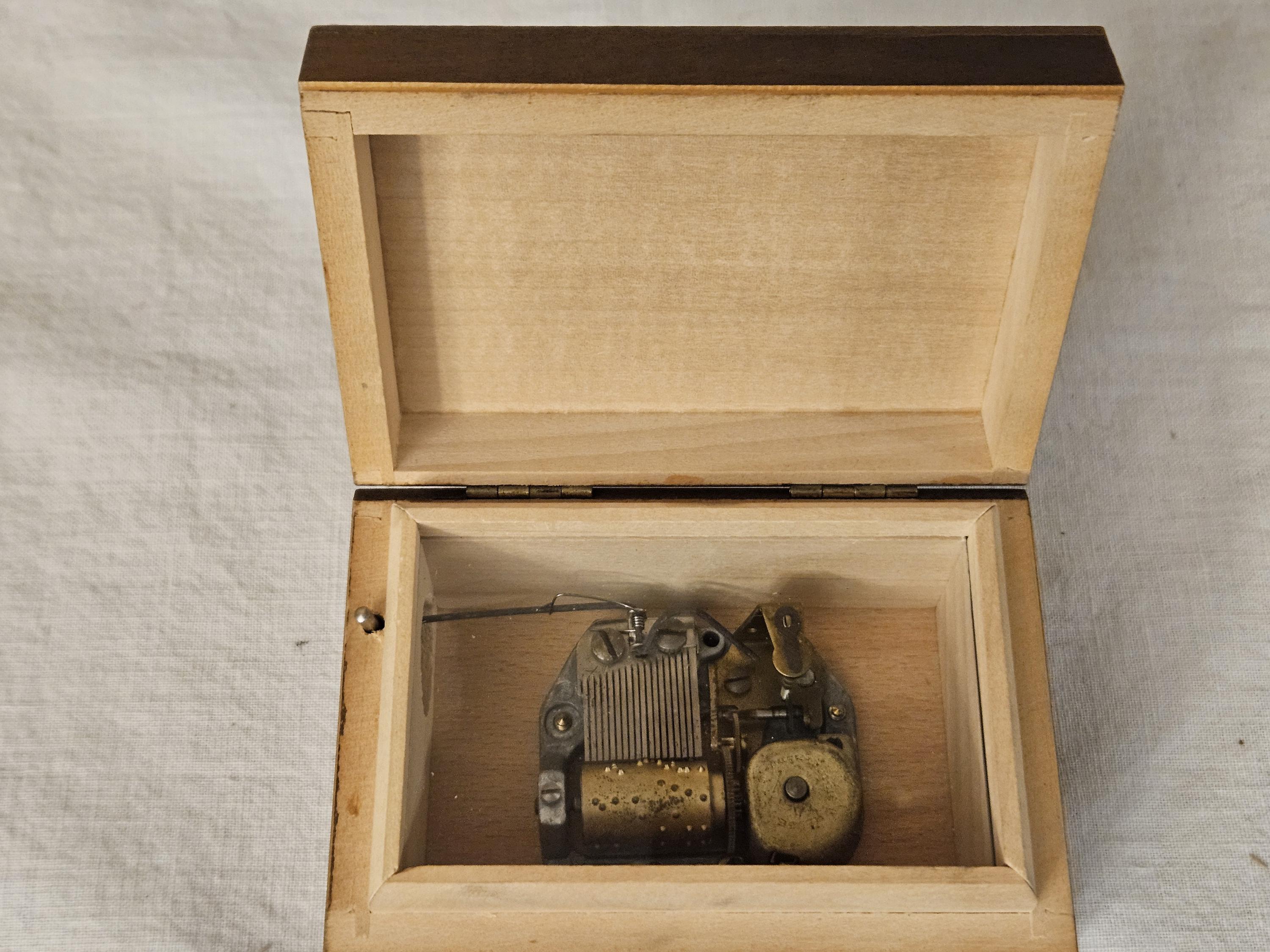 Vintage Reuge Swiss Music Box With Hummel Picture. Plays Doctor