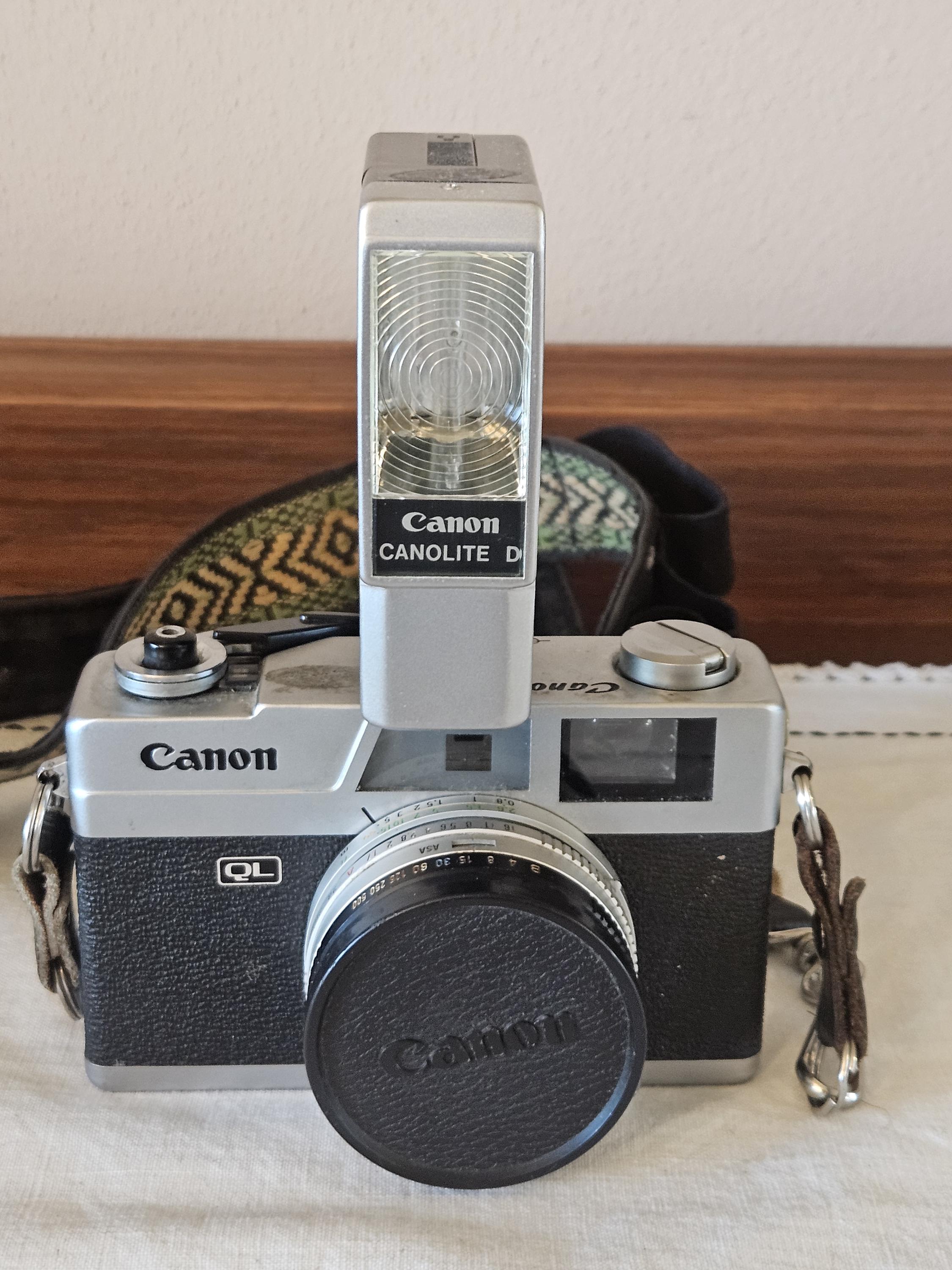 Vintage Canon Canonet QL17 35mm Rangefinder Camera, 40mm F/1.7