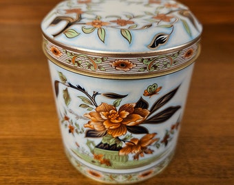 Belle petite boîte en métal florale vintage - The Tin Box Company Designed by Daher - Fabriqué en Angleterre