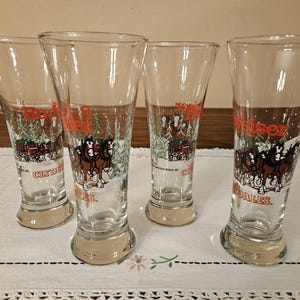Vintage Set of 4 - 1989 Budweiser King of Beers Clydesdales Pilsner Glasses.