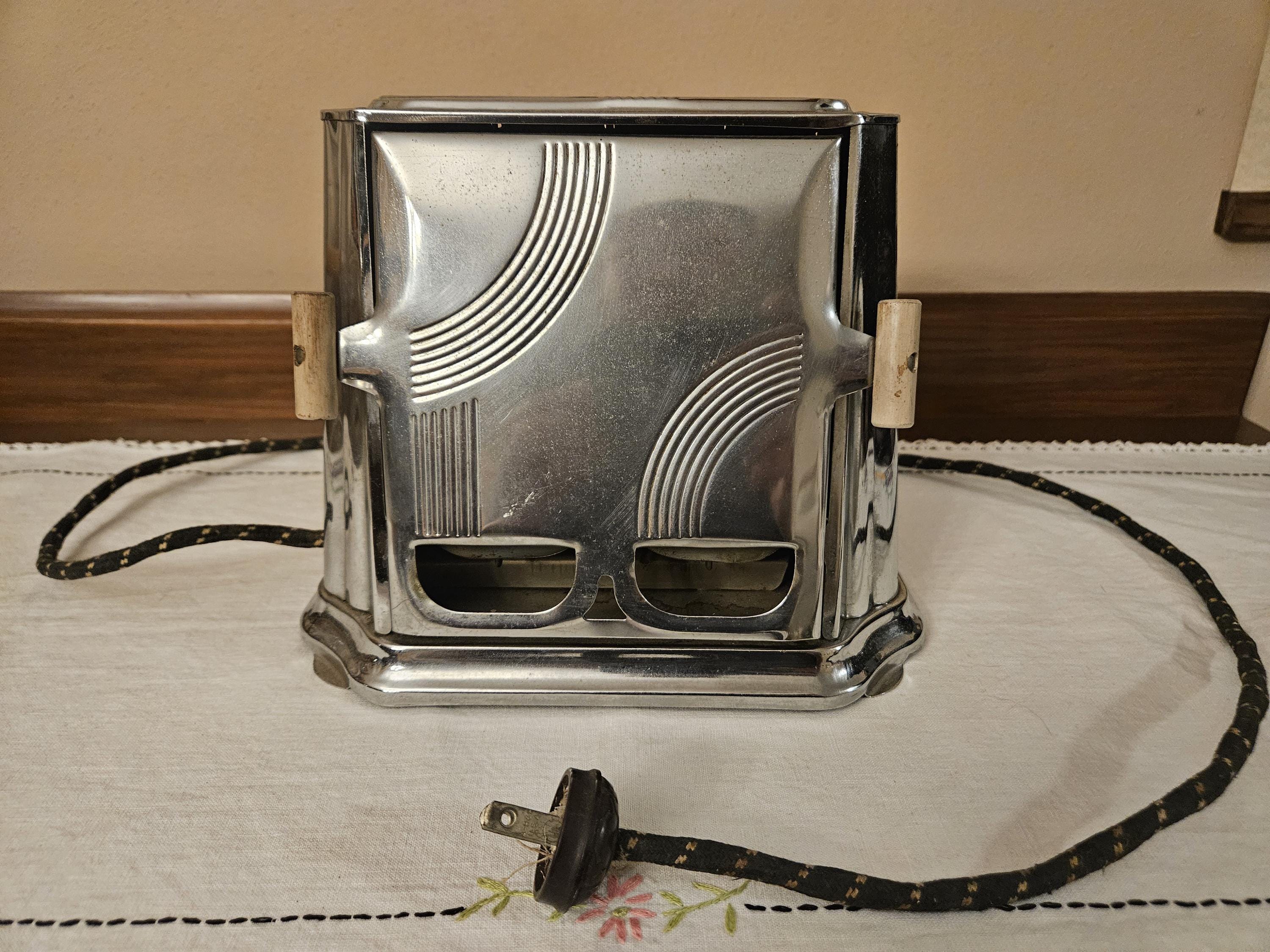 アンティーク　手動メタルトースター　インテリア　飾り　ヴィンテージ Vintage Antique Toaster - Etsy