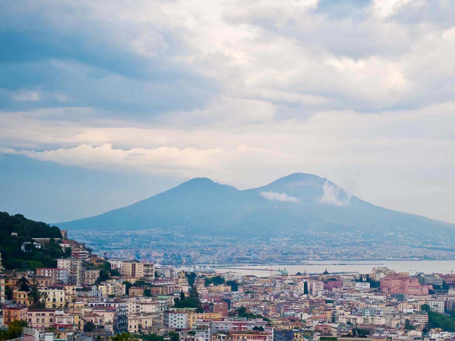 ナポリ、イタリアのポスター - ジャン＝リュック・ベナゼによるアート