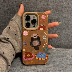 Niestandardowe etui na iPhone'a Super Cute Cartoon Design, etui na telefon Brown Otter, etui na iPhone'a 16, iPhone'a 14, iPhone'a 15 i iPhone'a 13, spersonalizowany prezent dla kobiet