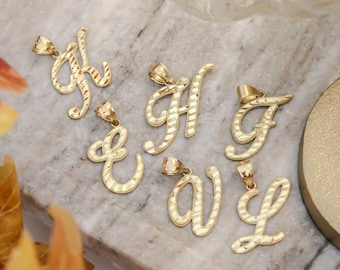 10k massief gouden grote cursieve initiaal, diamantgeslepen grote cursieve initiaal, gepersonaliseerd cadeau-alfabet, 10k cursieve letter bedel