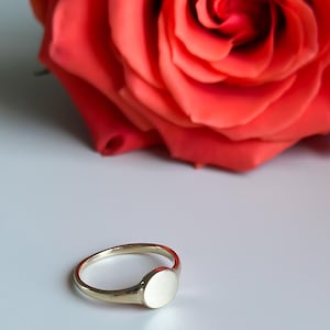 14k Solid Gold Signet Ring: Personalized Initial Engraving, Size 6.5