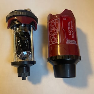 Custom Kyber Crystal - Works with Sith Wayfinder, Galacy&#39;s Edge Holocrons and Savi&#39;s Lightsabers. Version 2 Compatable! Black, Red or Blue