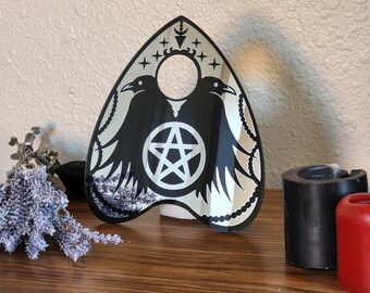 Twin Ravens gespiegelde Planchette | Gotisch, heks, heidens decor | Wanddecoratie | Huisdecoratie