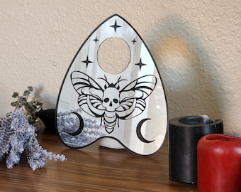 Gespiegelde Death Moth Planchette | Gotisch, heks, heidens decor