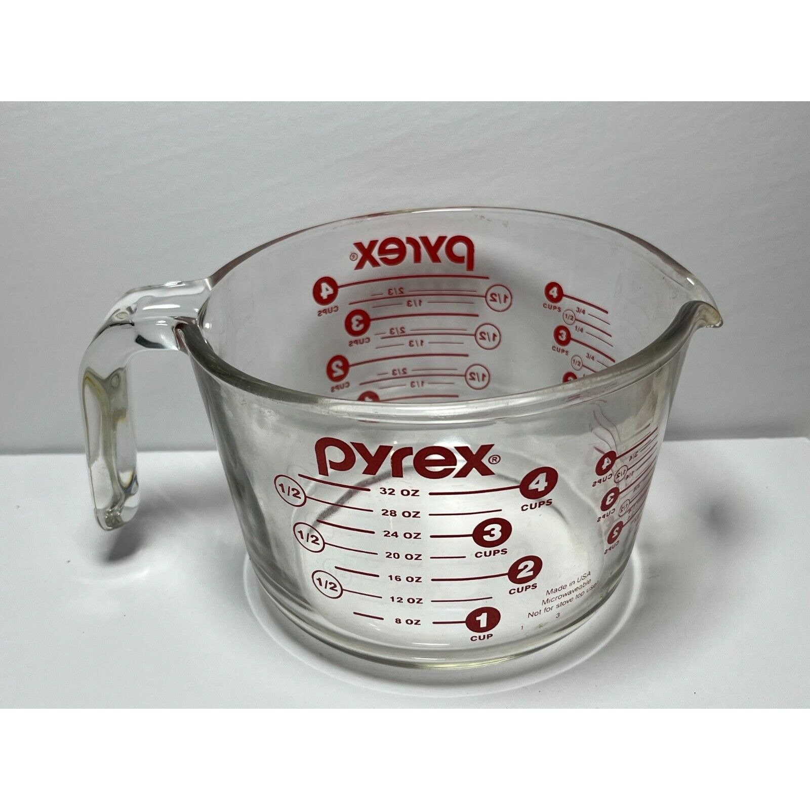 PYREX GLASS 4 Cup Measuring Cup #532 1 Quart RED LETTERING, EUC