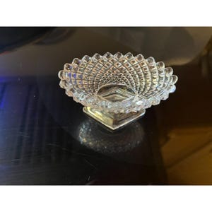 Dos (2) saleros/tazas para salsas/frutas secas/platos Westmoreland English Hobnail transparentes