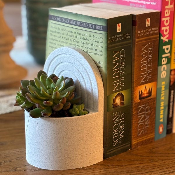 3D Printable Buchstütze Planter Mit Drainage - Digitale 3D STL Dateien