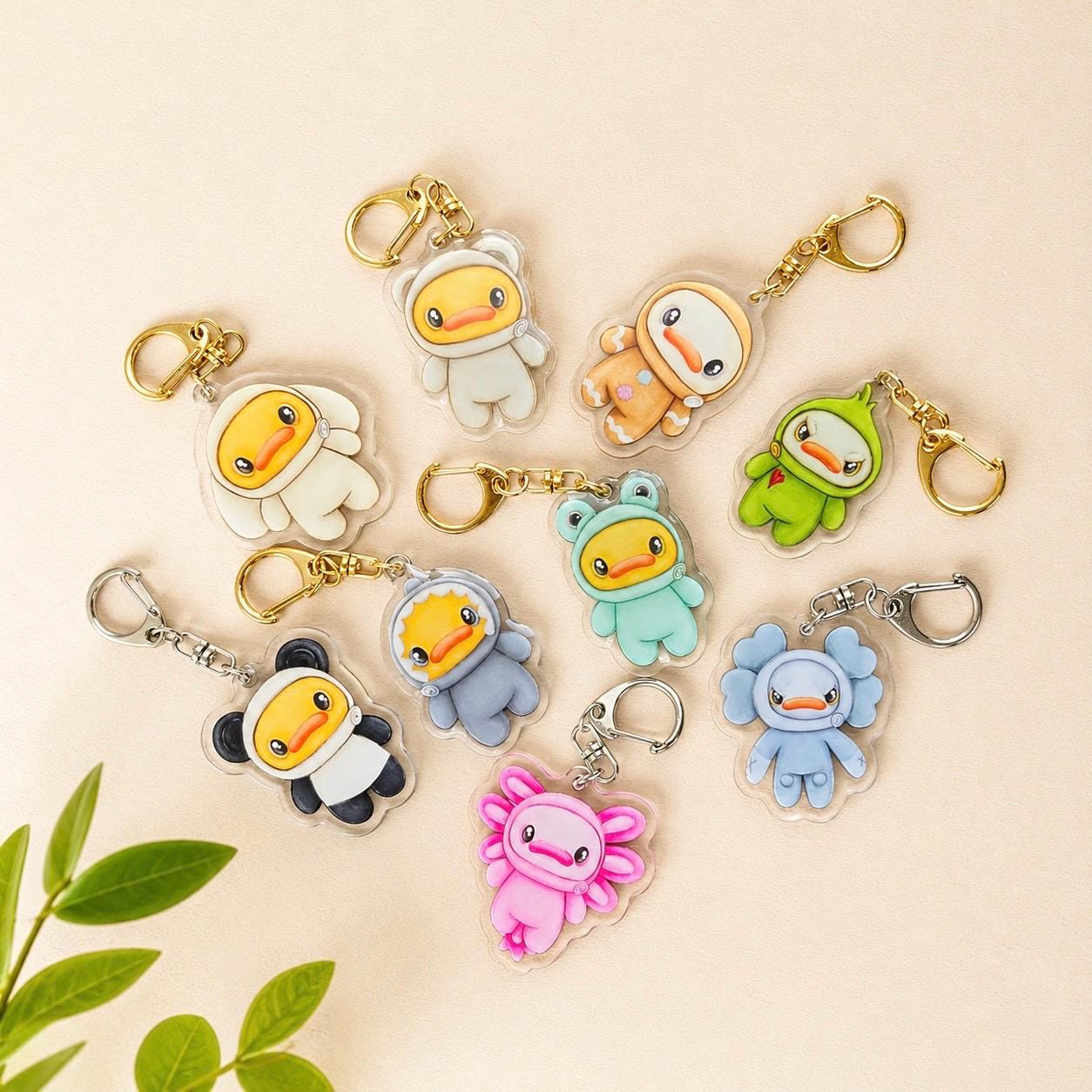 Kaws keychain - Etsy 日本