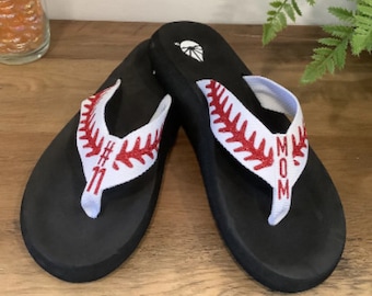 Custom Baseball Glitter Flip Flops / Custom Flip Flops / Baseball Glitter Shoes / Baseball Mama Sandals / Baseball Flip Flops / Custom Shoes