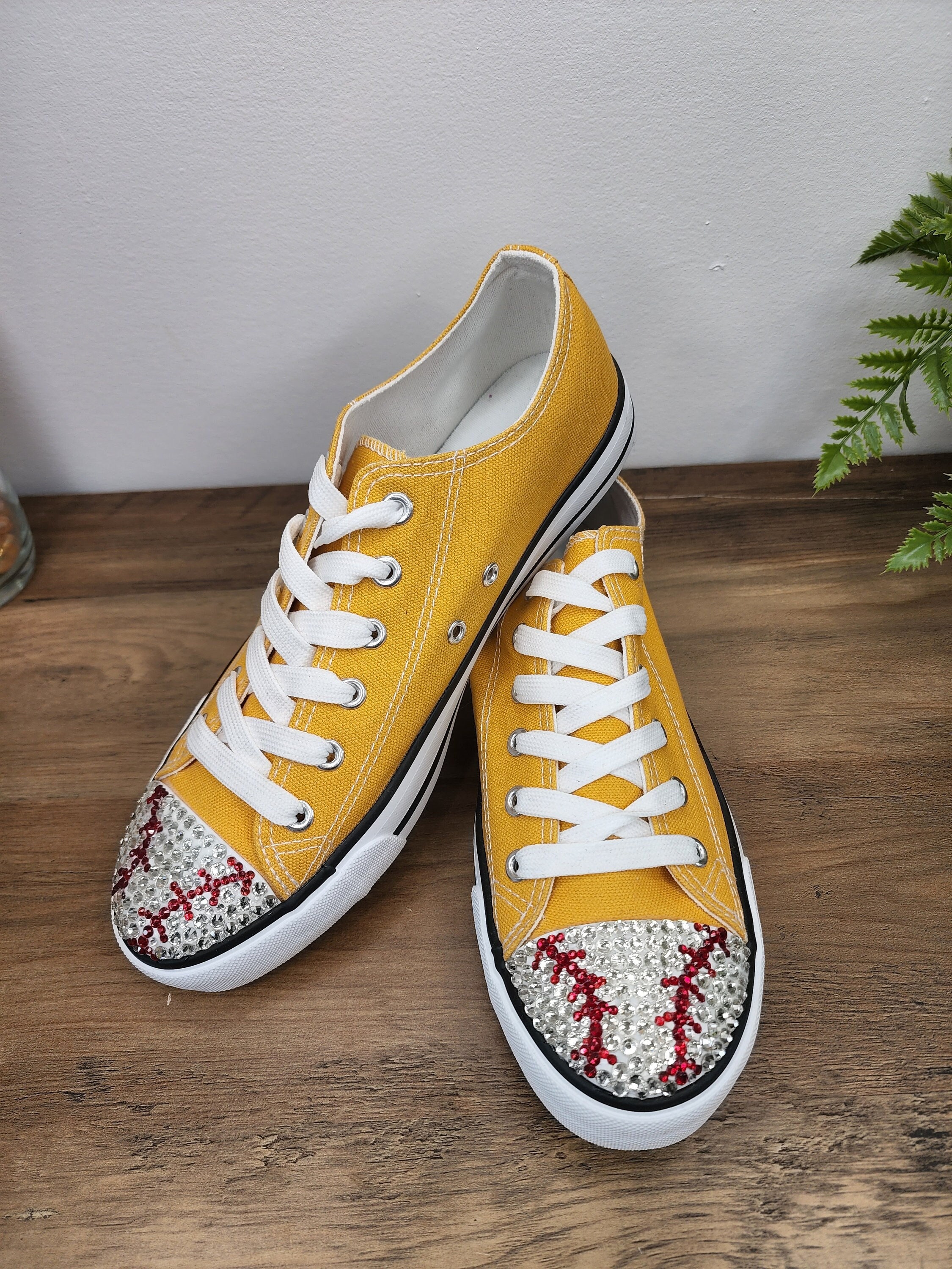 Softball cheap tennis shoes