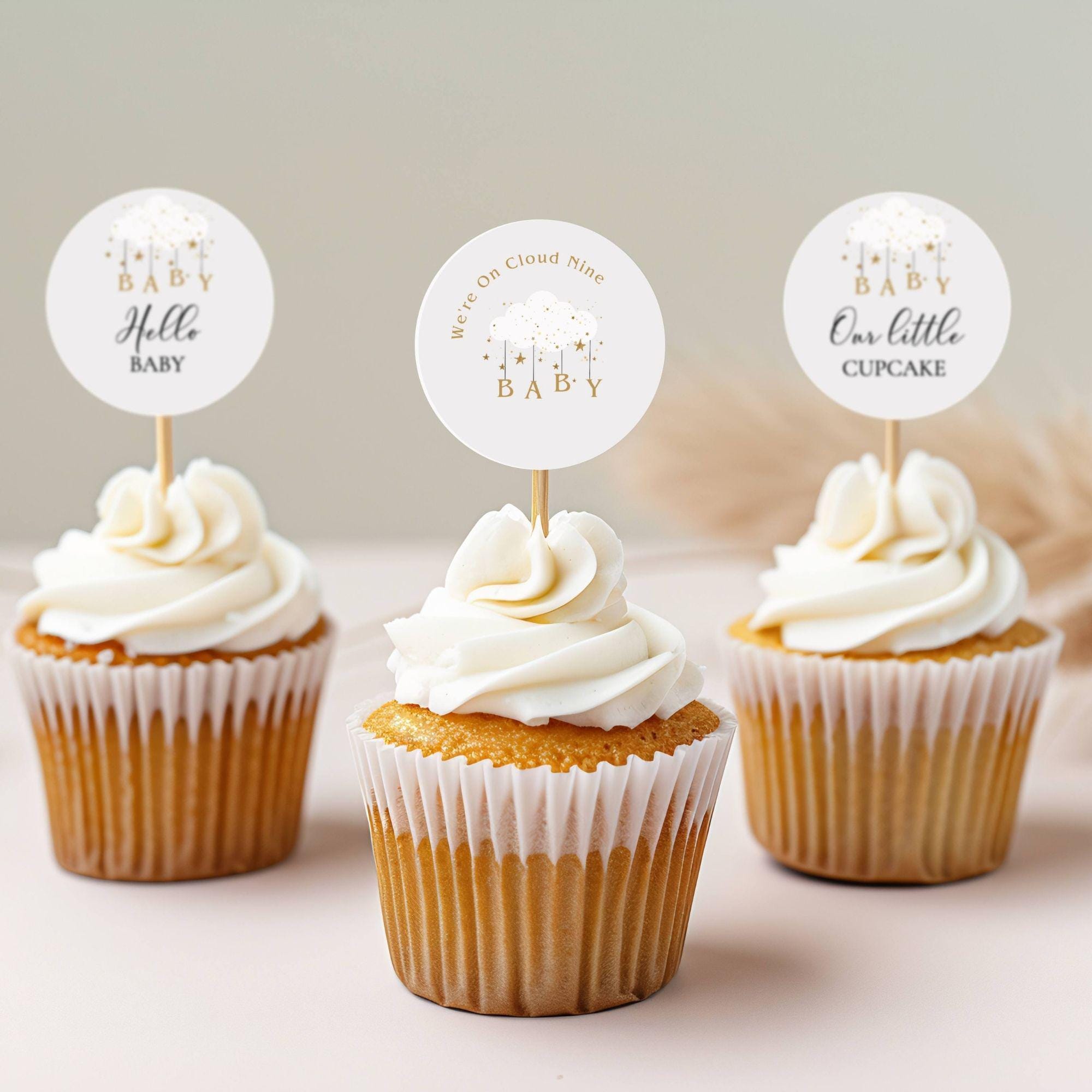 Ideas de Decoración con Cupcakes en Foami para Cumpleaños, image size:2000x2000