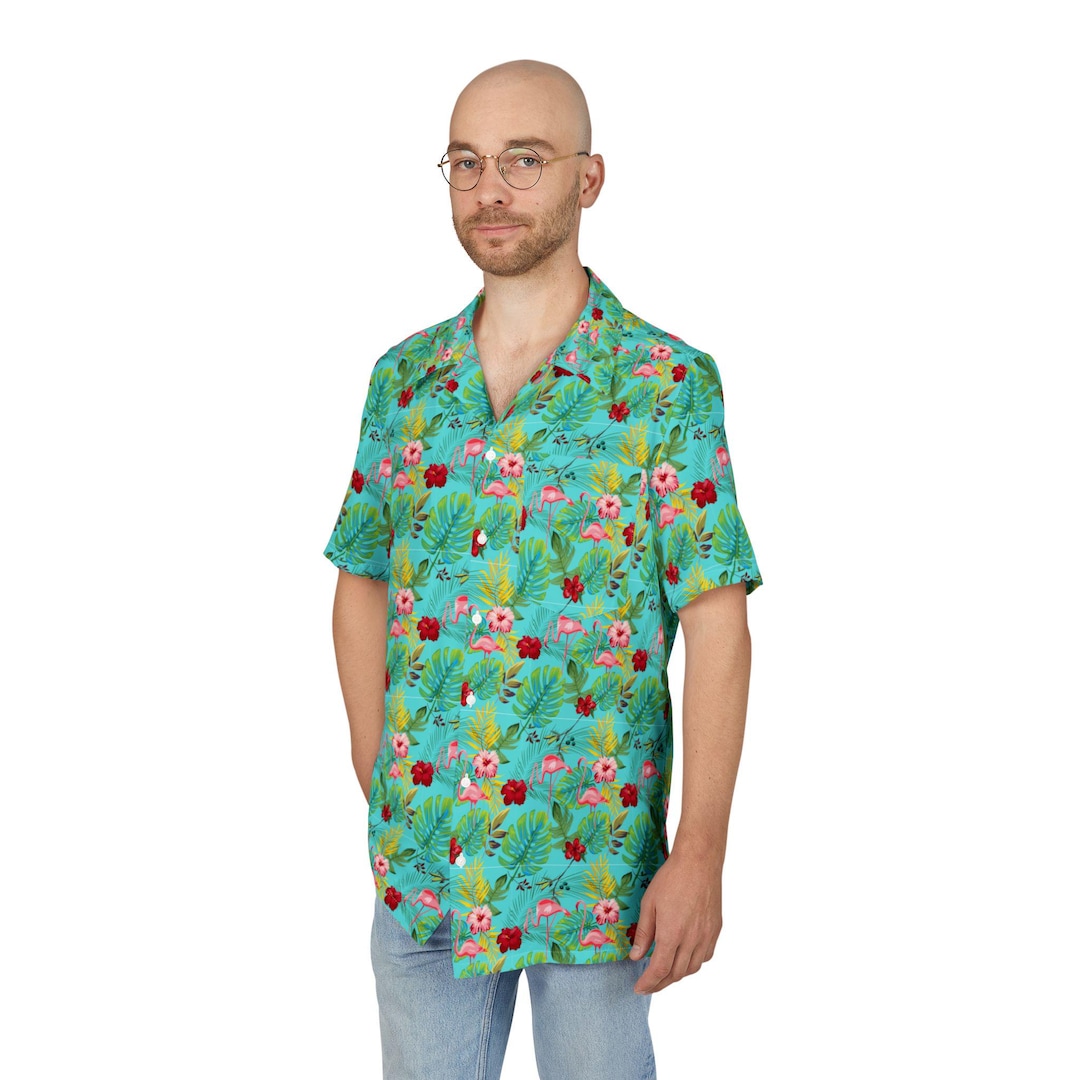 Classic Hawaiian / Aloha Shirt With Short Sleeves and a Relaxed Fit ...