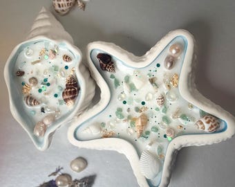 Tesoro delle sirene. Arricchito con vere perle e cristalli di amazzonite. 255 g.