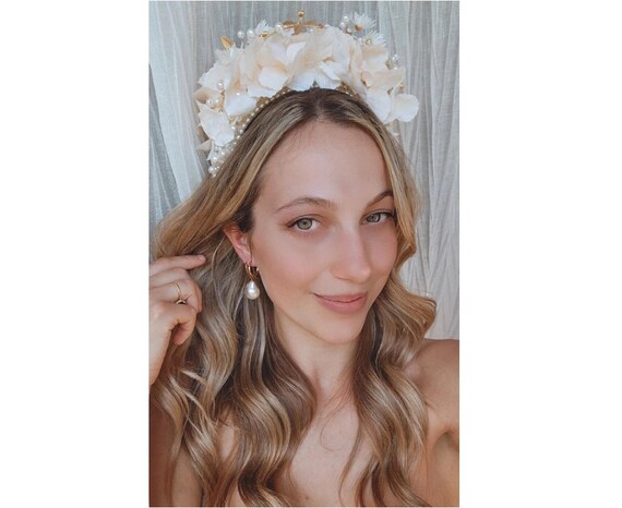 races crown headpiece