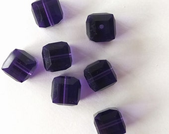 7 glass cube beads from Swarovski