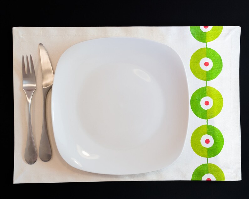 Otis Designs RINGS Placemat - Thumbnail 2