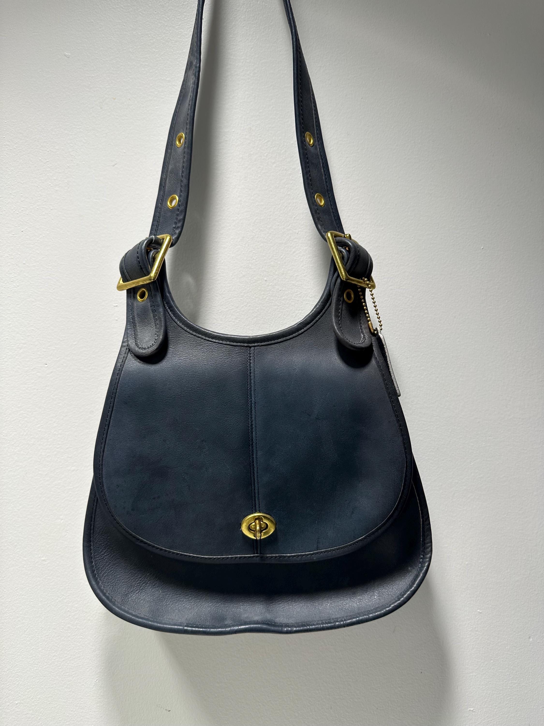 バッグ Old COACH Vintage Leather Saddle Navy Vintage 70's Coach Crescent Saddle Bag NYC 9235 Navy Blue - Etsy