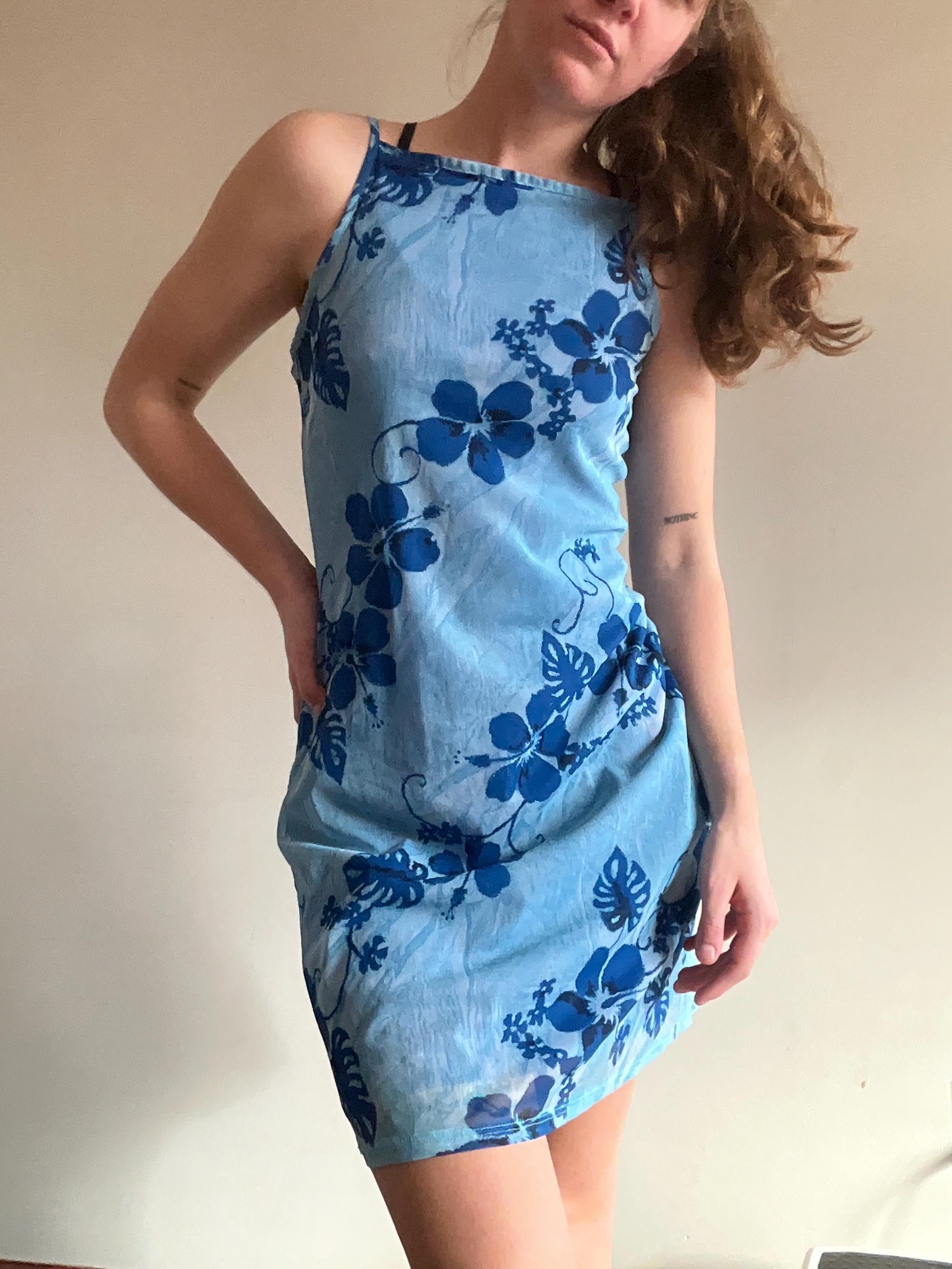 navy blue long sleeve dress Mirabella Fitted Evening Cute Bodycon V Neck COLOUR:BLACK FilterCollection: Smooth Layers