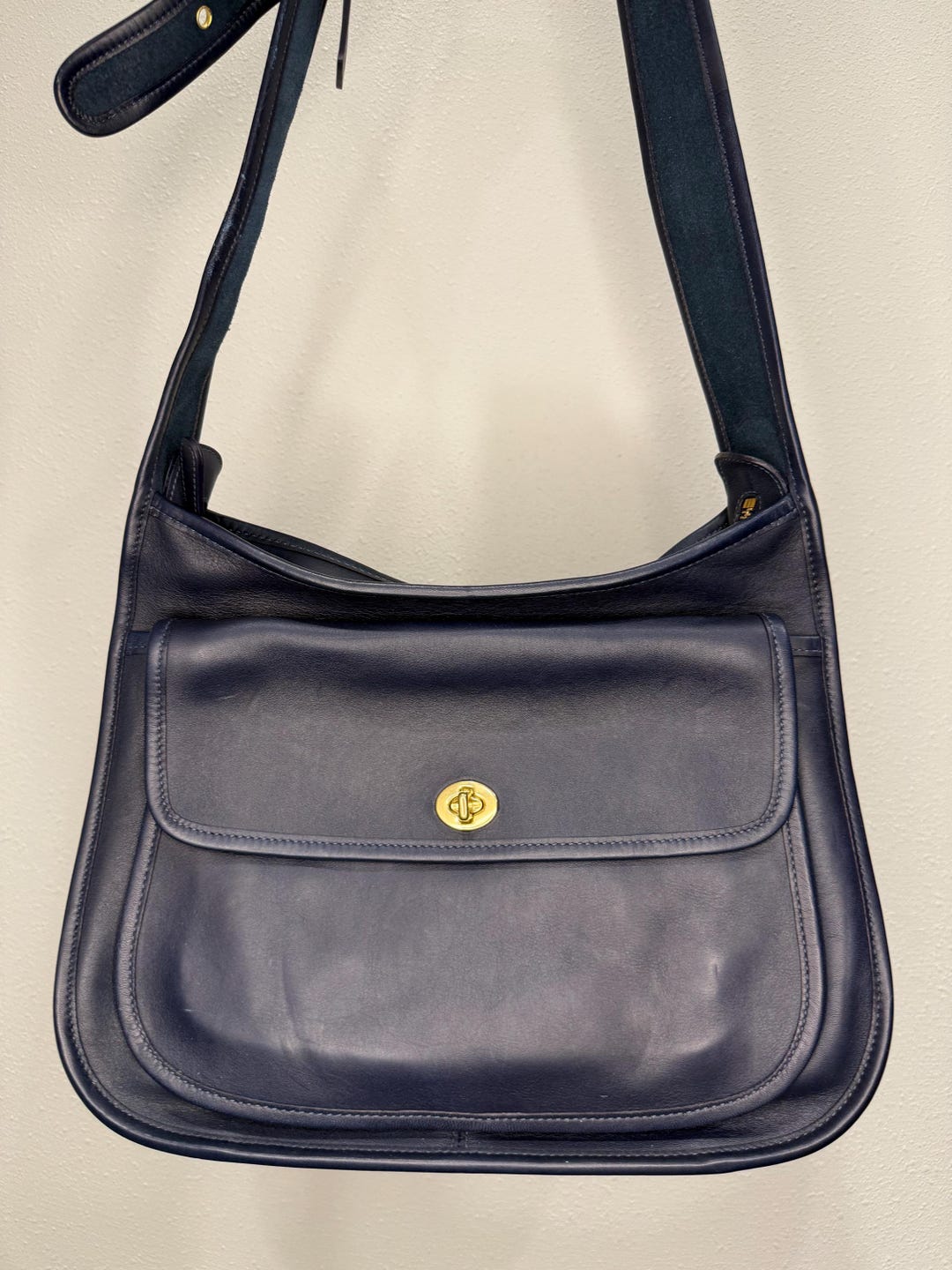 バッグ COACH old coach shoulder bag navy black Vintage Coach Taft Blue Crossbody 9980 - Etsy