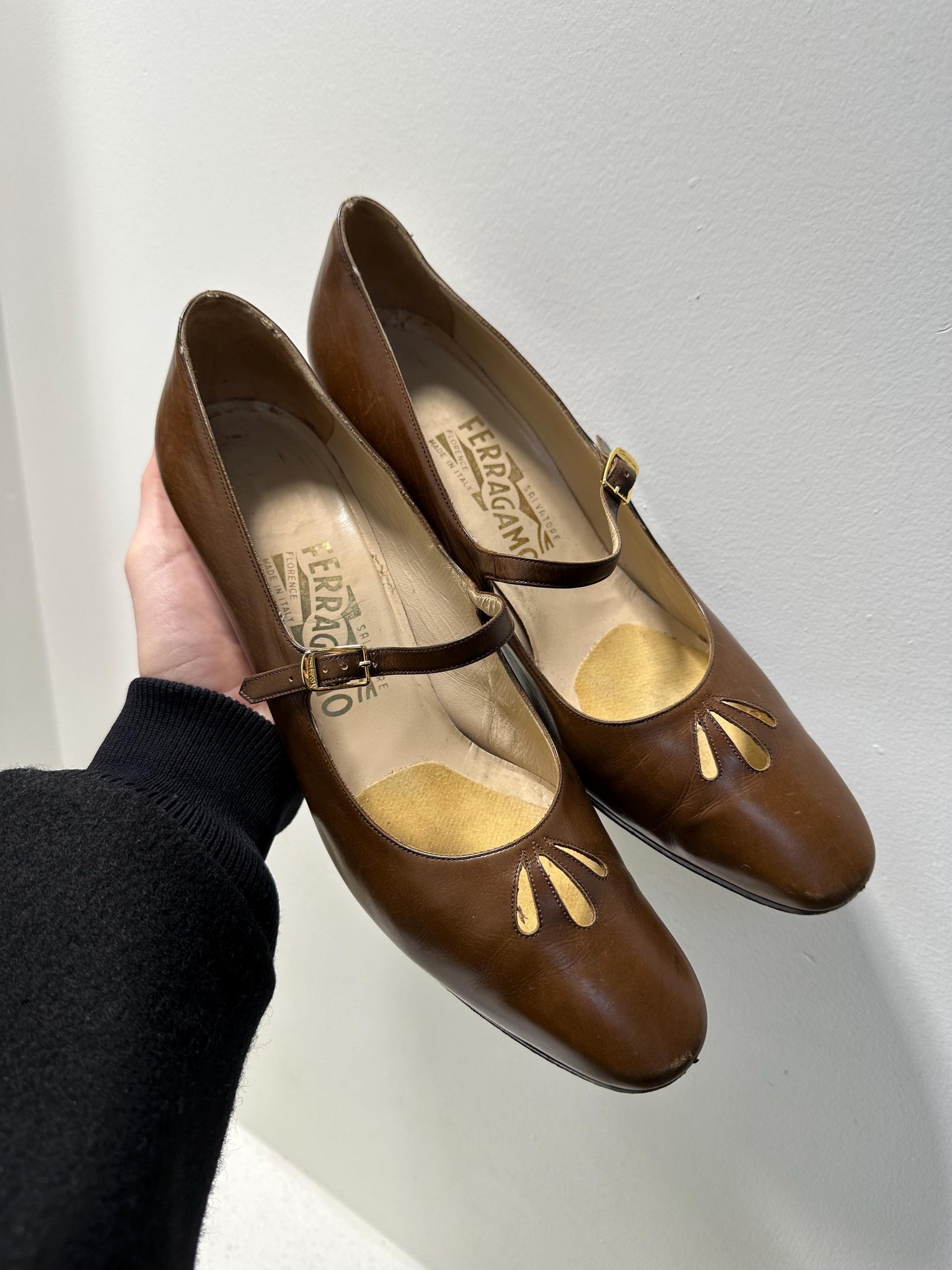 Vintage Women's Brown Salvatore Ferragamo Pumps Size 9.5 - Etsy