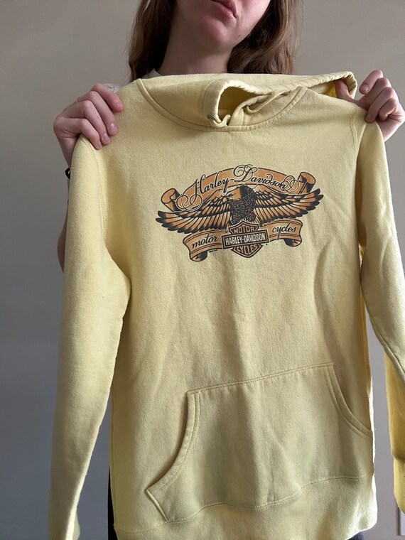 y2k Yellow Women’s Harley Davidson Sweatshirt