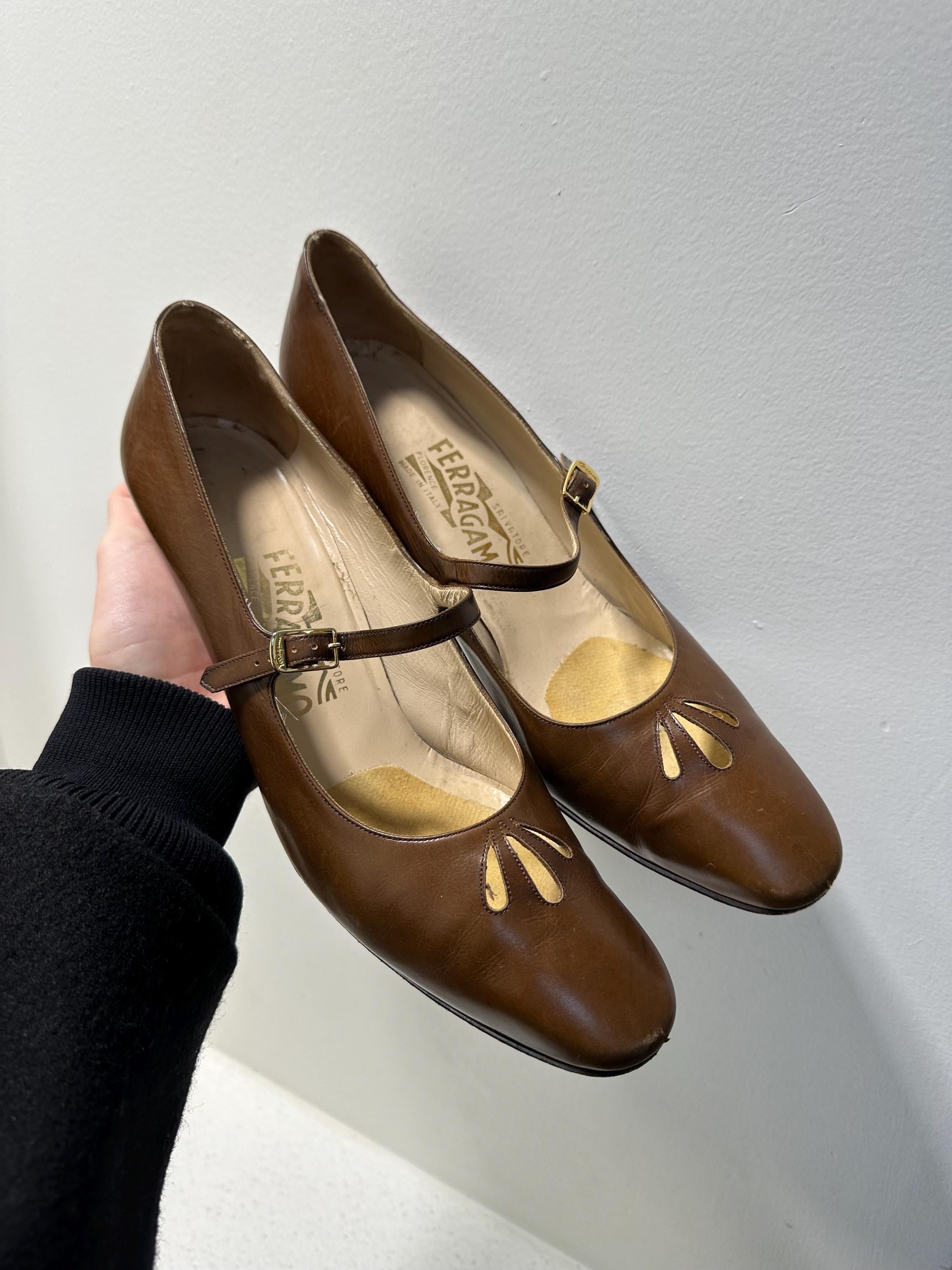 Vintage Women's Brown Salvatore Ferragamo Pumps Size 9.5 - Etsy