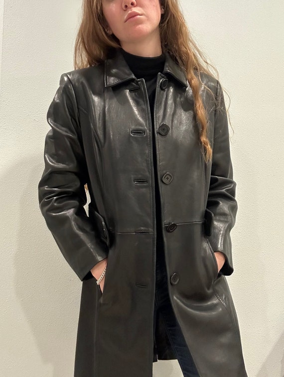 Vintage Women’s Black Genuine Lambskin Jacket