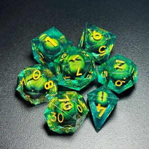 Emerald Dragon&#39;s Eye Liquid Core Dice Set: Sharp Edge Resin DnD Dice