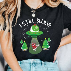 Santa UFO T-shirt, Funny Christmas Graphic Apparel, Custom Outer Space Clothing, Alien Christmas Art, Extraterrestrial Birthday Party Gift