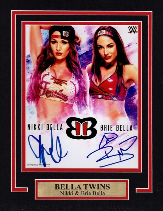 WWE BELLA TWINS Nikki & Brie Bella Dual Autographed Photo WWE BELLA TWINS Nikki & Brie Bella Dual Autographed Photo