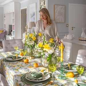 Handmade Lemon Tablecloth – 100% Cotton Italian Linen – Summer Kitchen Decor with Yellow Lemon Print – Cottage Style Dining Cloth
