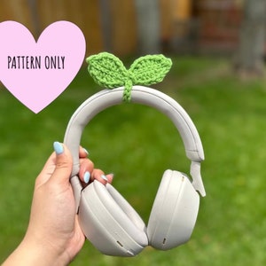 PATTERN - Crochet Sprout Leaf Headphone Accessory/Bookmark/Cable Cord Organizer