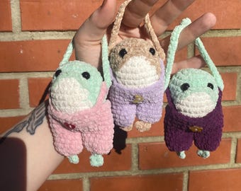 Frog and toad bag friends amigurumi crochet bag charms keychains