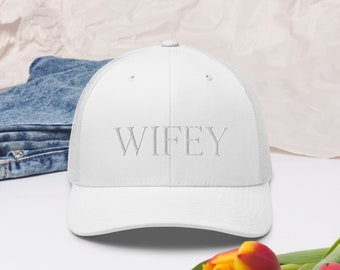 Wifey trucker pet, Wifey geborduurde trucker pet, cadeau voor bruid, cadeau voor vrouw, vrouw hoed