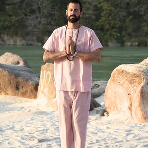 Conjunto Kosmoh Co-Ord de 100% algodão orgânico rosa Yoga Co-Ord para homens, roupa solta para relaxar, roupa de ioga de algodão ecológico, conjunto de 2 peças de algodão
