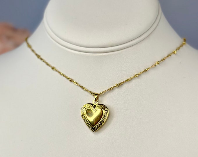 Heart Locket Necklace Gold, Custom Length Necklace, Custom Chain, Pearl Locket Necklace, Non Tarnish Jewelry, Handmade Jewelry, Gift for Her