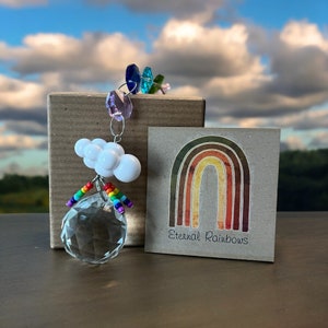 Crystal SunCatcher Cloud Rainbow Maker in geschenkverpakking met kaart en donatie