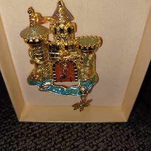 Kirks Folly Castle pin