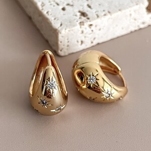 Dainty Hoop Earrings W/ Zircon 18K Gold Plated Zirconia Stars Hoop ...